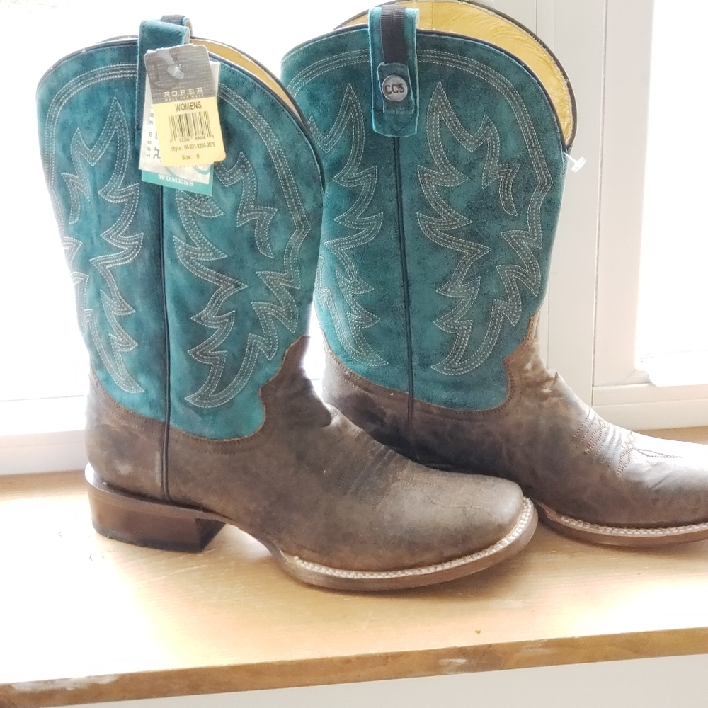 Conceal boots